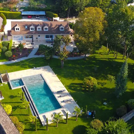 Holiday home Demeures Du Bord De Seine Samoreau